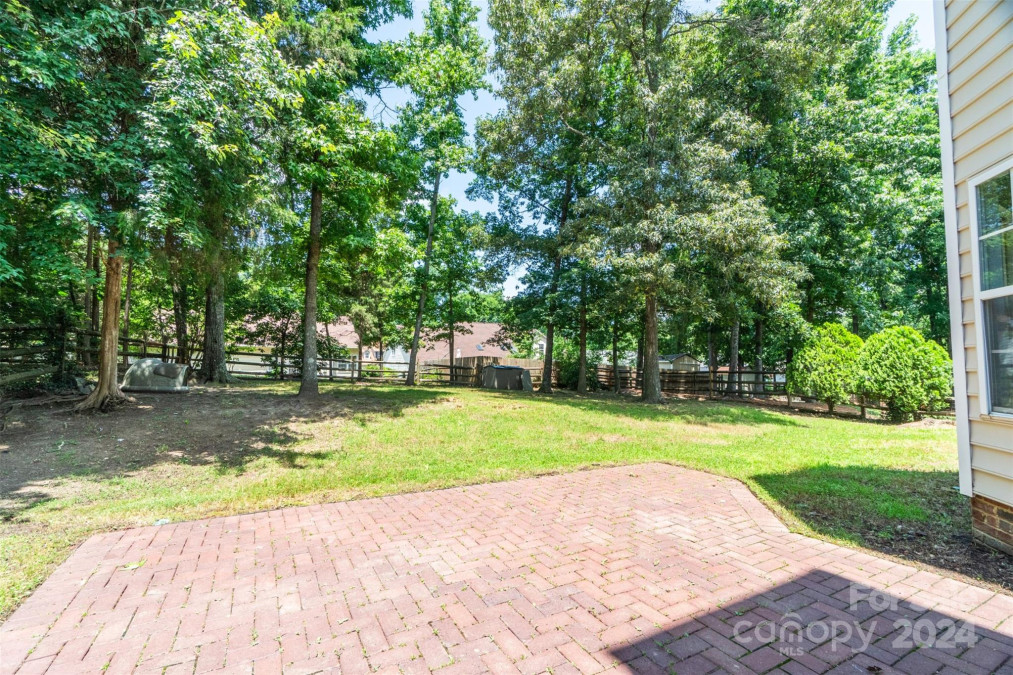 10328 Bolton Ct Charlotte, NC 28269