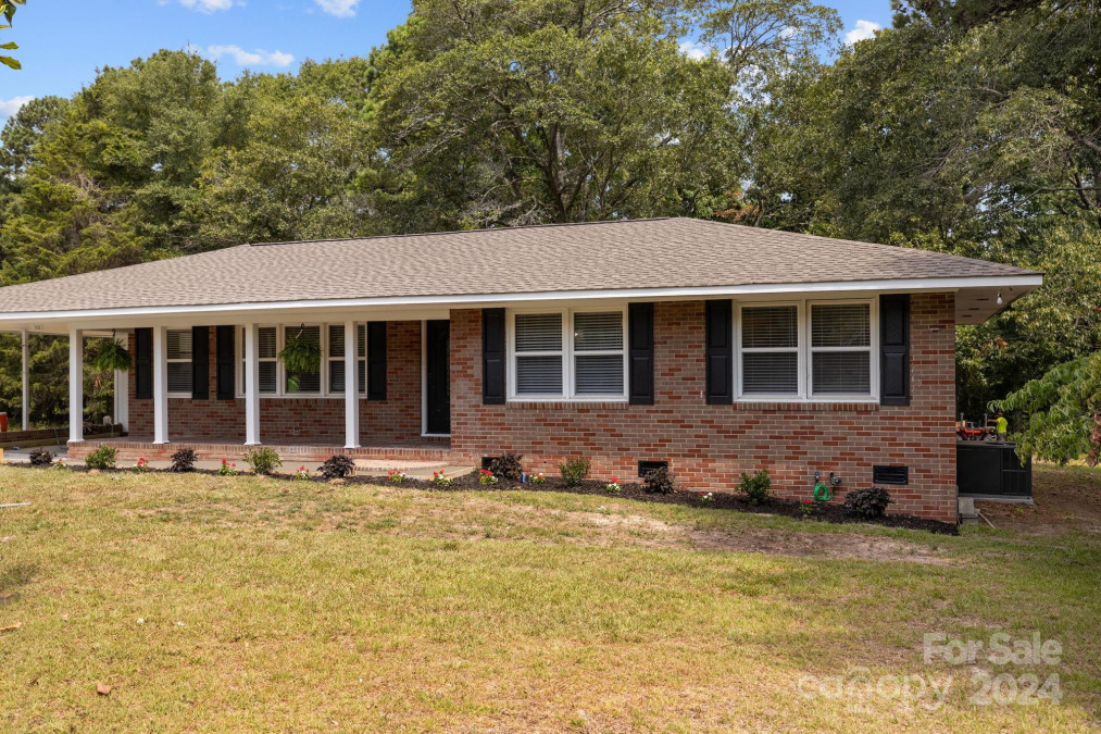 1698 Bay Springs Rd Heath Springs, SC 29058