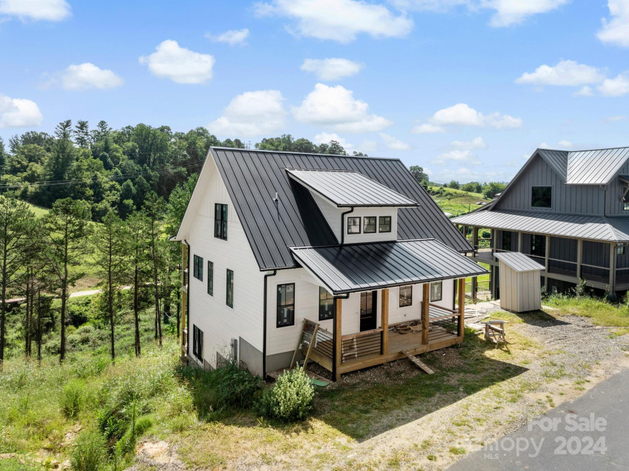 233 Westridge Farm Rd Asheville, NC 28804