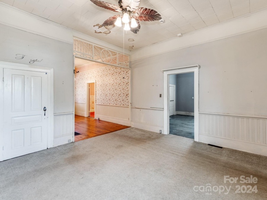 159 End St Chester, SC 29706
