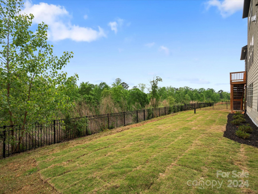 2155 Hanging Rock Rd Fort Mill, SC 29715