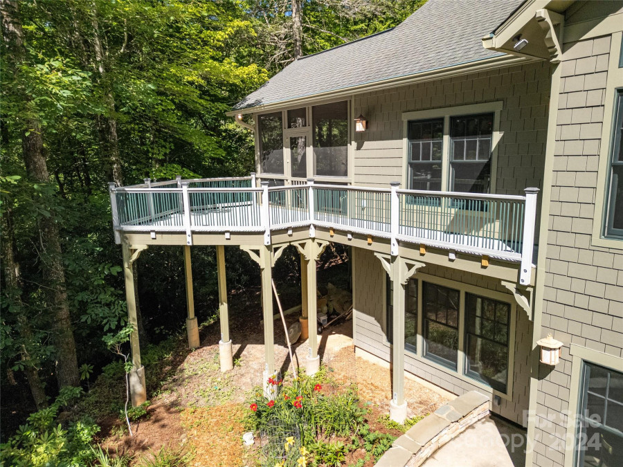 311 Davids Tc Pisgah Forest, NC 28768