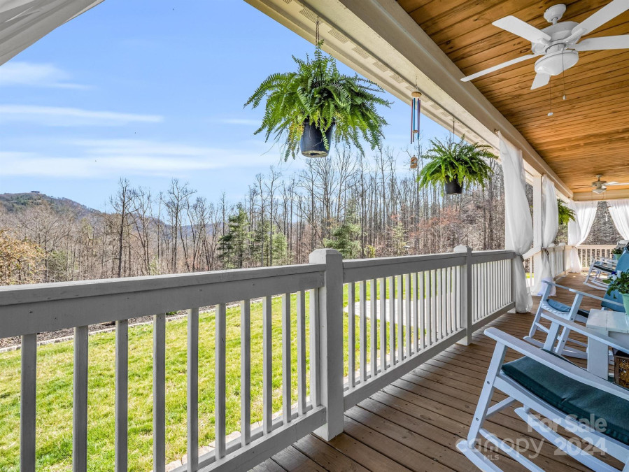 134 Willow Stone Way Hendersonville, NC 28792