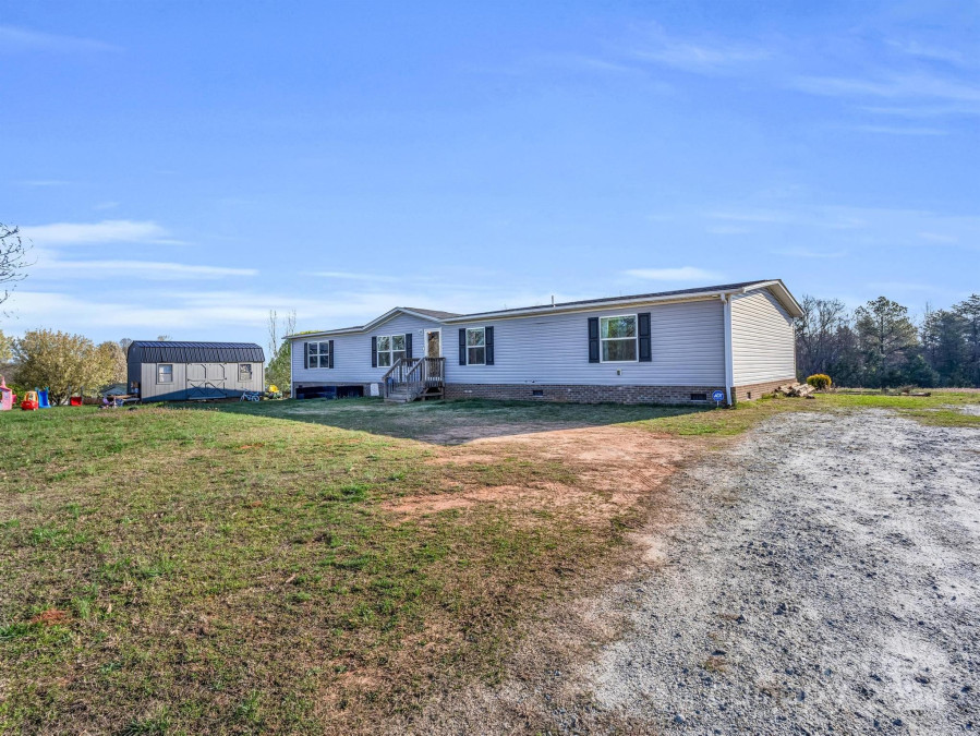 118 Robs Ct Grover, NC 28073