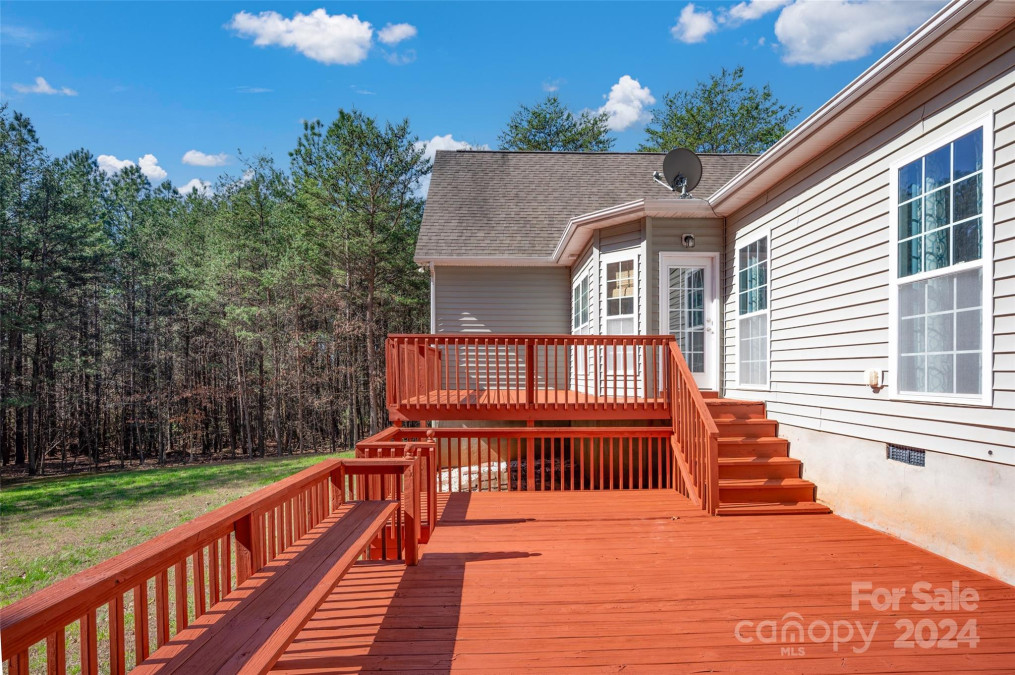 121 Pebble Creek Dr Stony Point, NC 28678