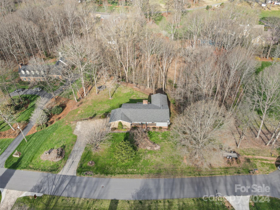 2657 Fines Creek Dr Statesville, NC 28625