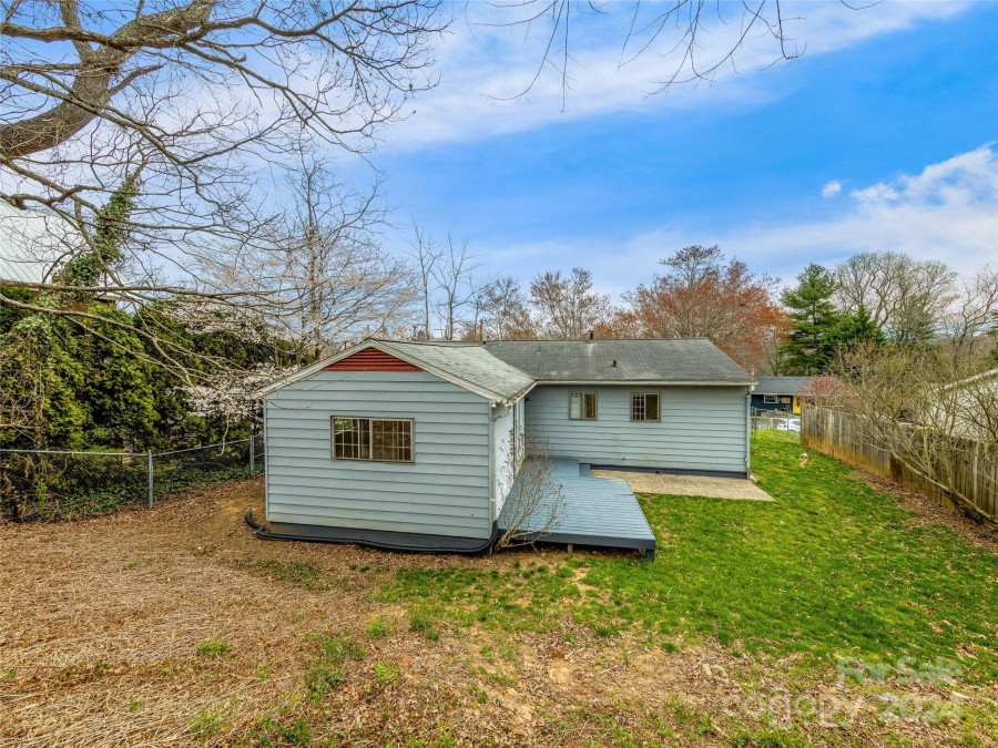 53 Greeley St Asheville, NC 28806