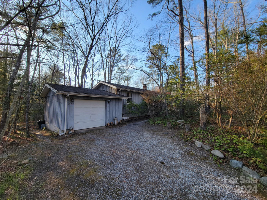 617 Rhododendron Ave Black Mountain, NC 28711