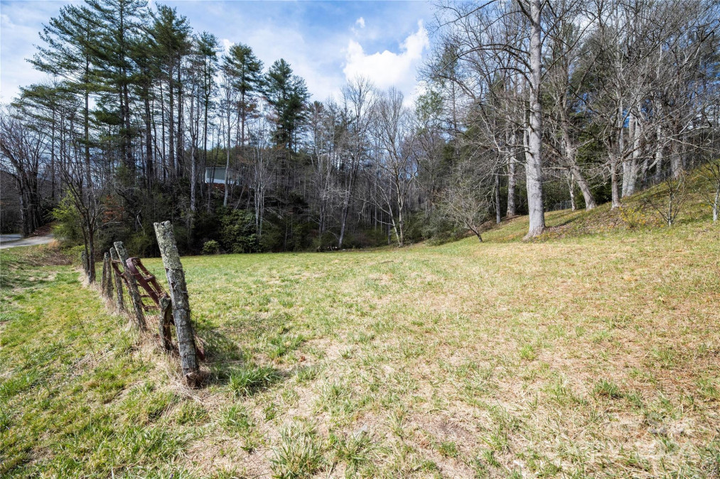 48 Israel Rd Brevard, NC 28712