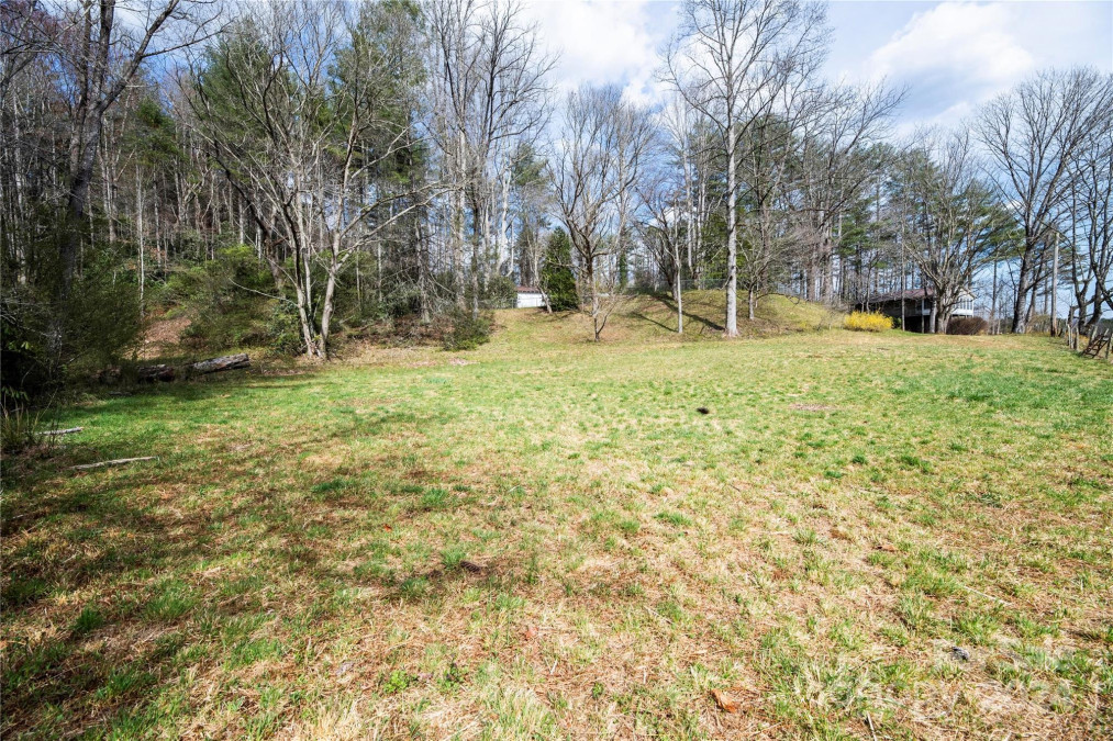 48 Israel Rd Brevard, NC 28712