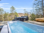 138 Waters Edge Ct Lake Lure, NC 28746