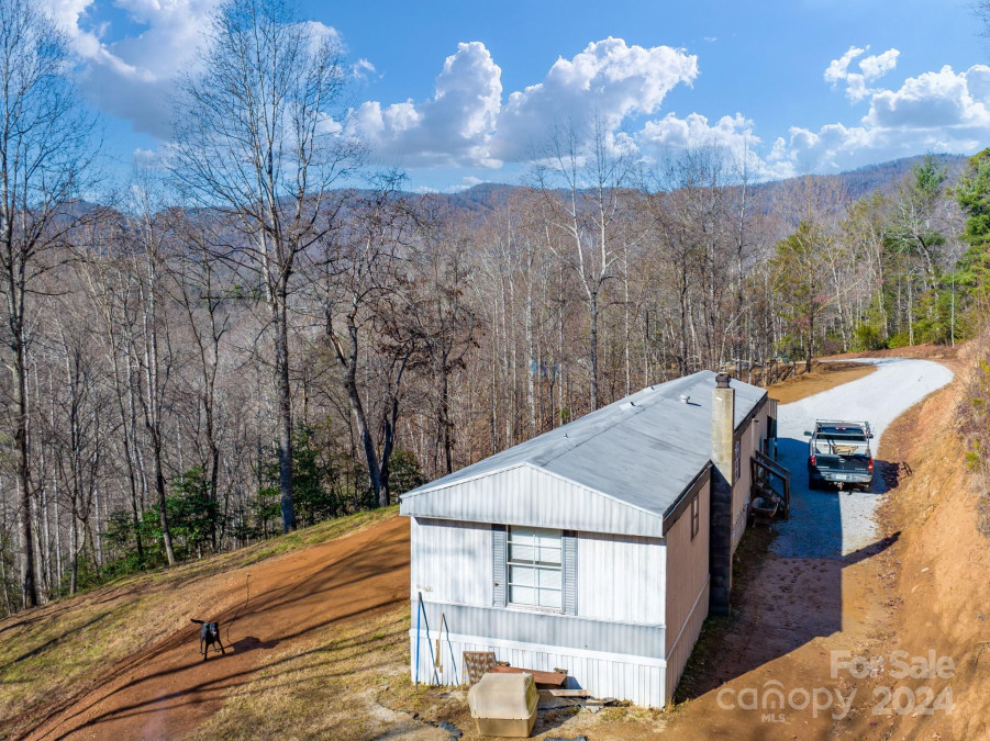 900 Peppers Creek Rd Marion, NC 28752