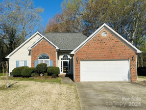7004 Hemby Commons Pw Indian Trail, NC 28079