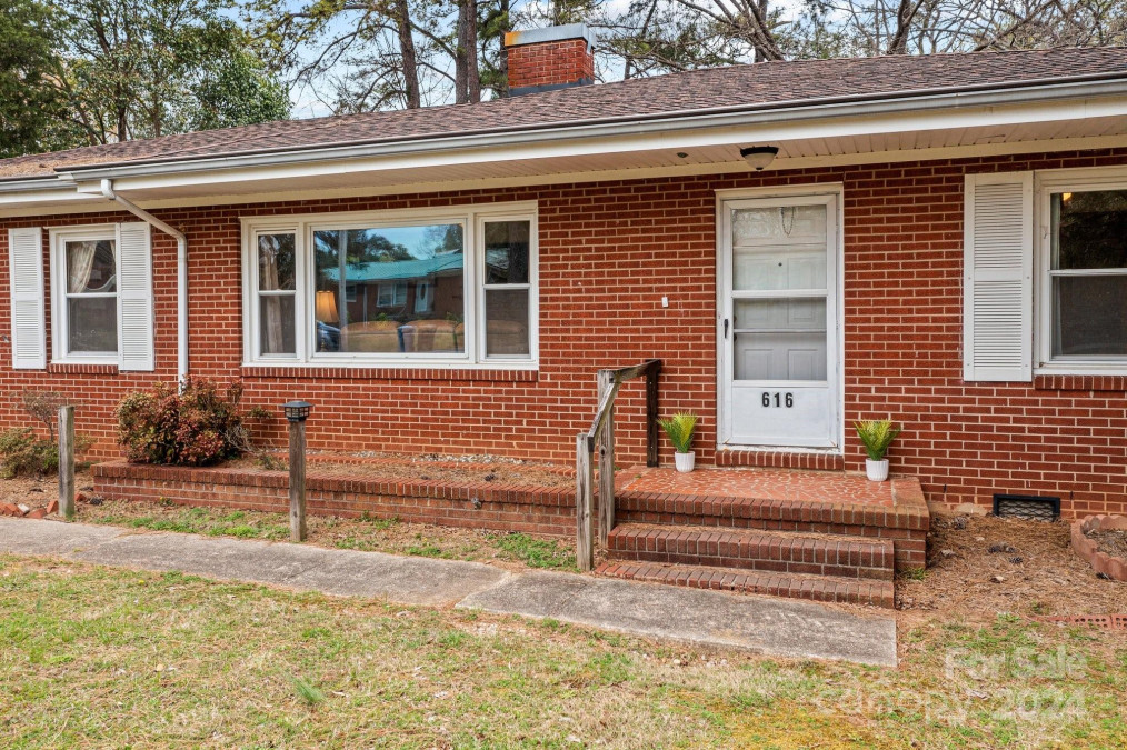 616 D Ave Salisbury, NC 28144