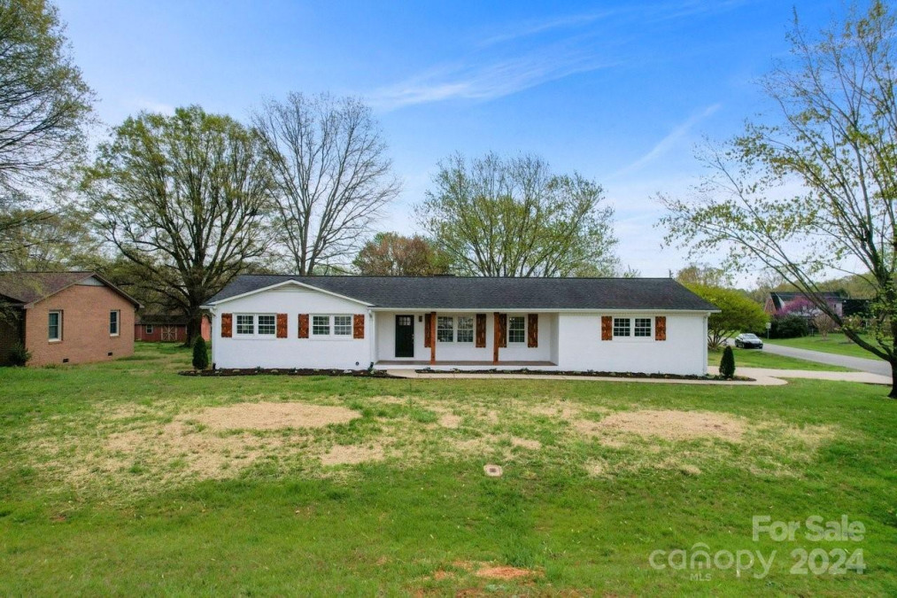 606 Jane Sowers Rd Statesville, NC 28625