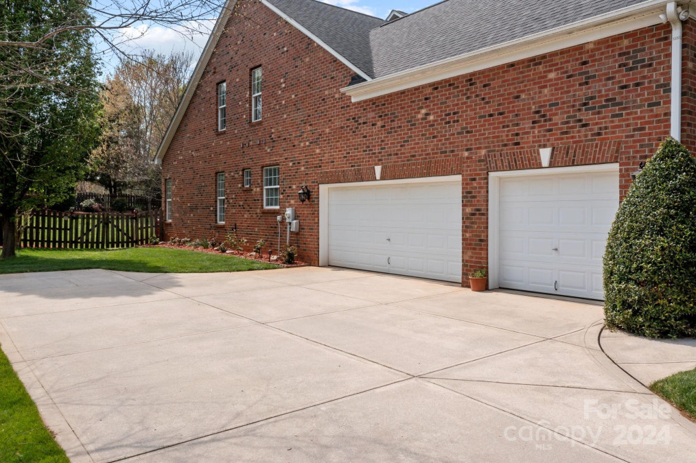 6320 Savannah Grace Ln Huntersville, NC 28078