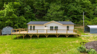 477 Renfro Rd Green Mountain, NC 28740