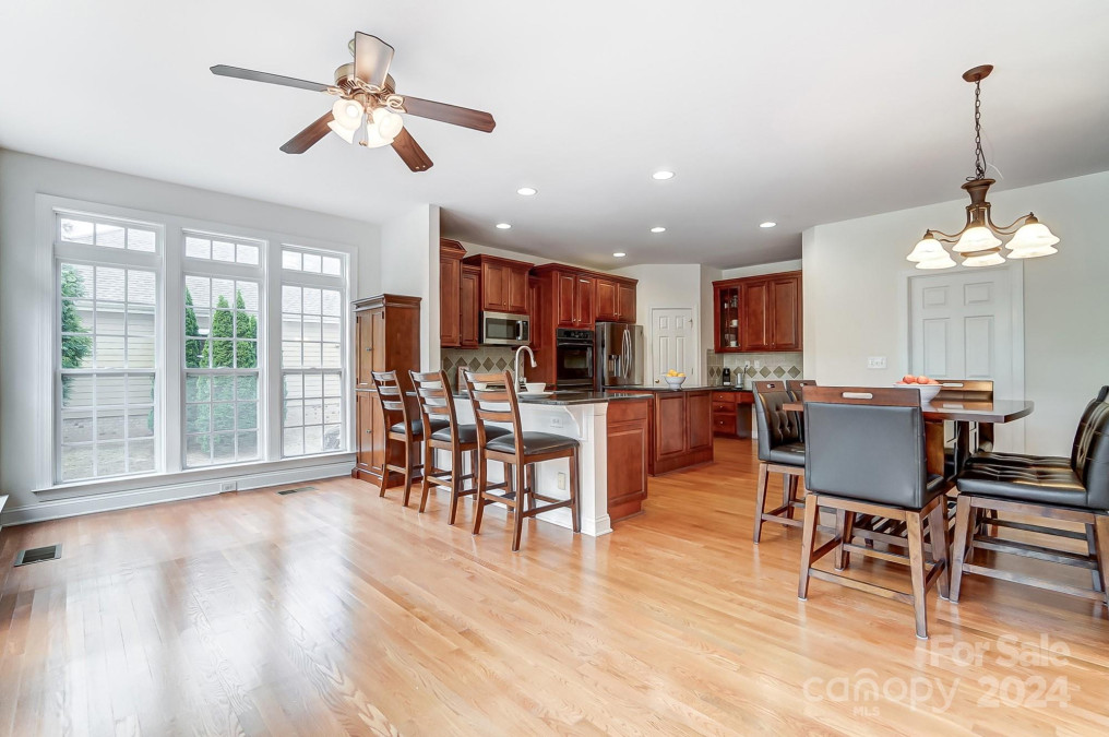 2208 Madeira Cir Waxhaw, NC 28173