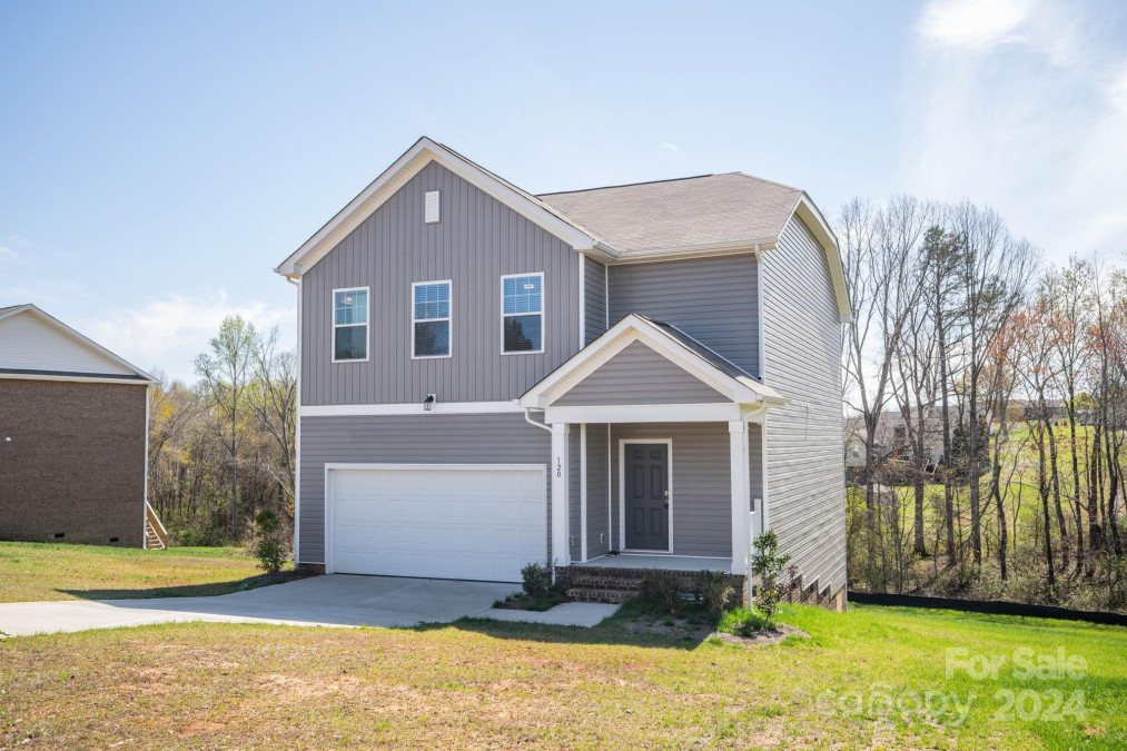 120 Lippard Springs Cir Statesville, NC 28677