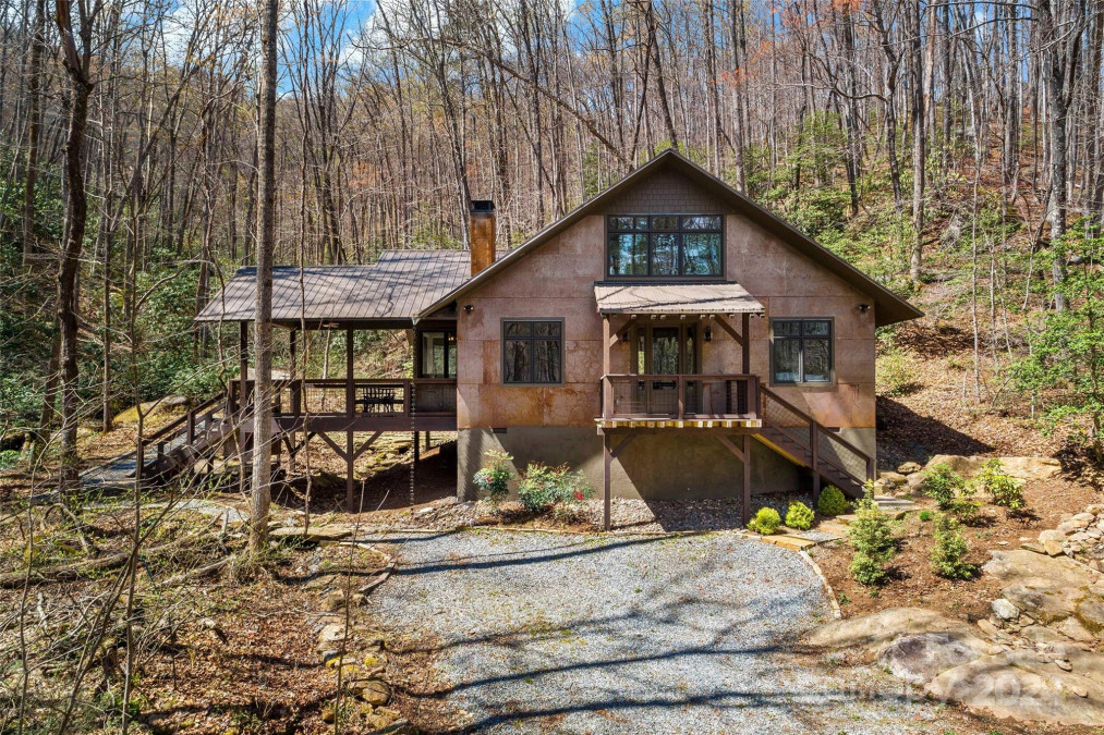 401 Winterle Rd Lake Lure, NC 28746