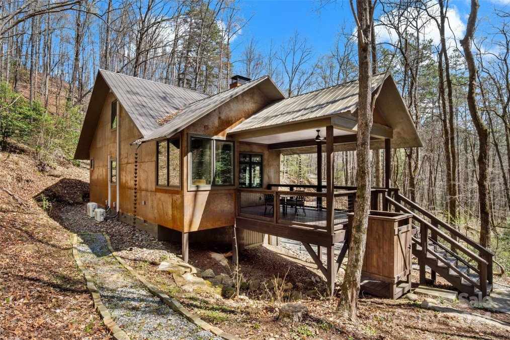 401 Winterle Rd Lake Lure, NC 28746