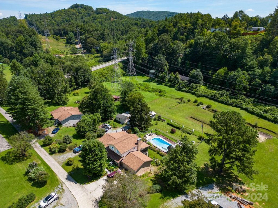 63 Evergreen Cv Pisgah Forest, NC 28768