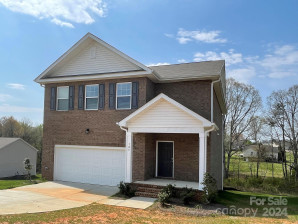 126 Lippard Springs Cir Statesville, NC 28677