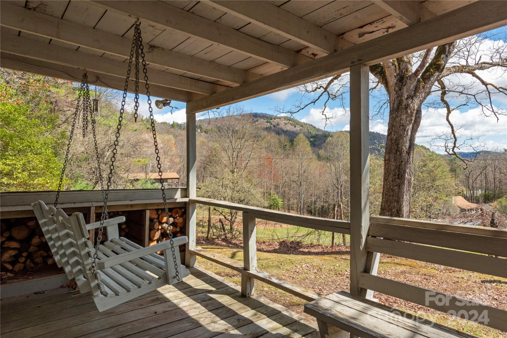 41 Early Times Rd Cashiers, NC 28717