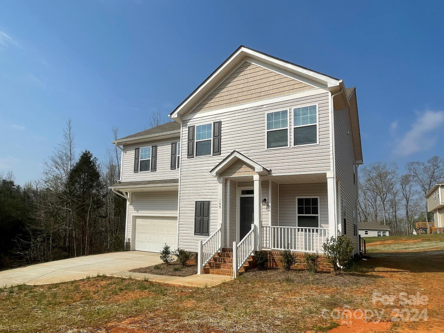 109 Big Bertha Dr Statesville, NC 28677