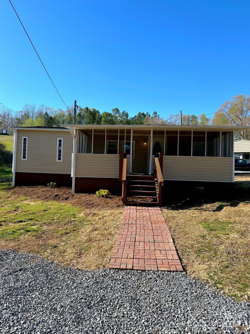 635 Bell Rd Kings Mountain, NC 28086