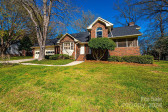 1052 10th St Ct Hickory, NC 28601