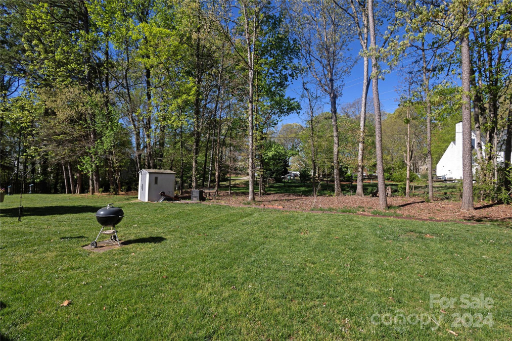 3014 Windsor Meadow Ln Matthews, NC 28105