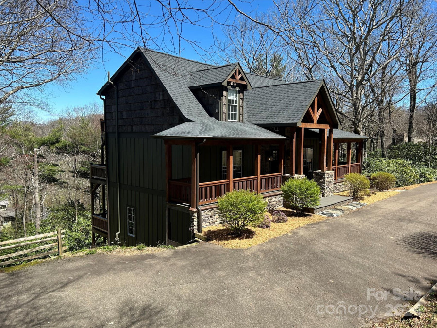 204 Green Hill Woods Blowing Rock, NC 28605