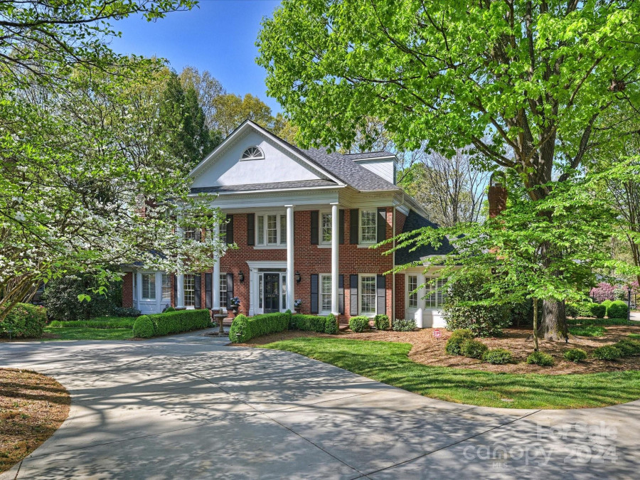 6824 Baltusrol Ln Charlotte, NC 28210