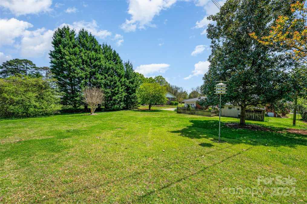 3409 Oak Tree Trl Matthews, NC 28105