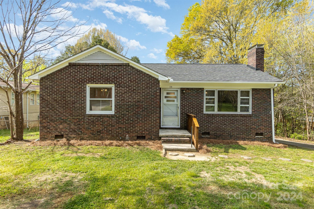 110 Cavin Ave Mount Holly, NC 28120