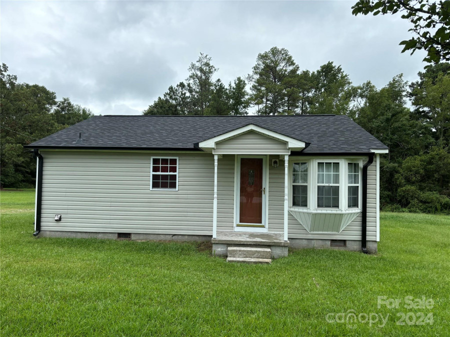 3114 Taxahaw Rd Lancaster, SC 29720