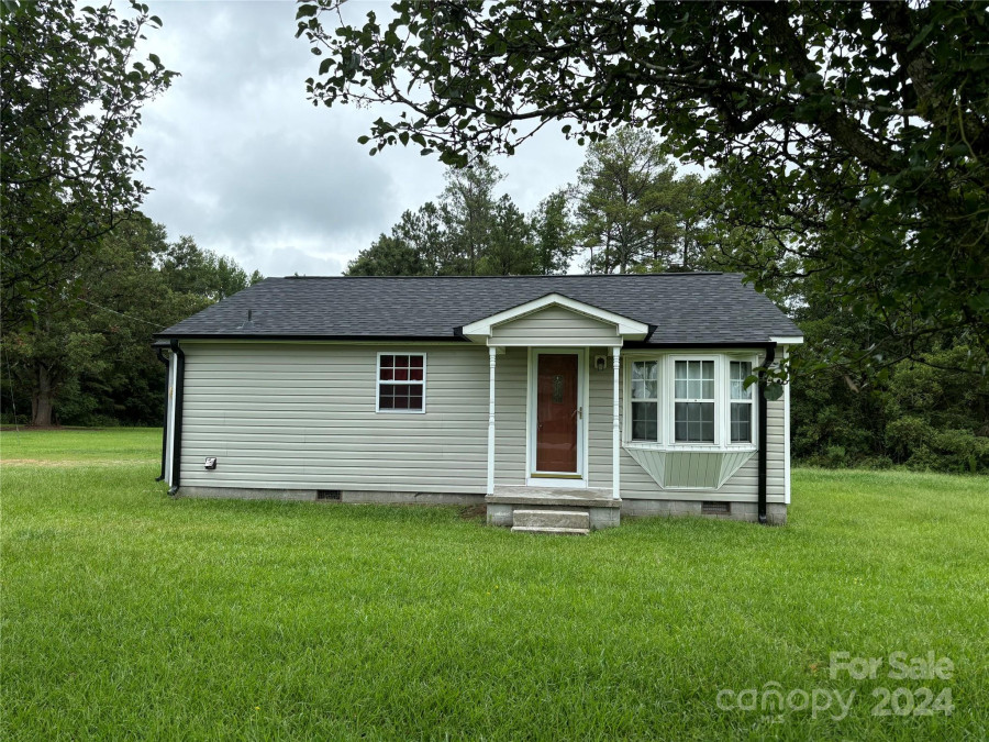 3114 Taxahaw Rd Lancaster, SC 29720