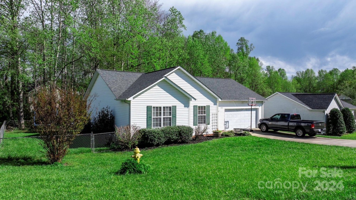 1203 Coventry Pl Conover, NC 28613