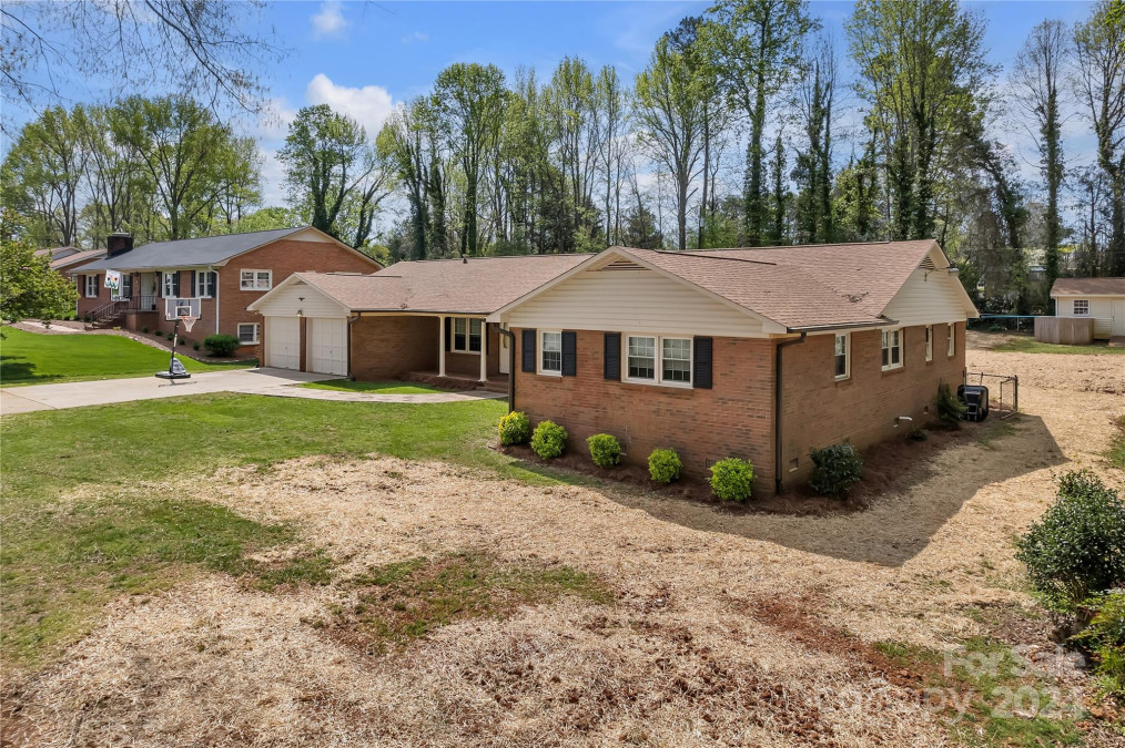 2322 Heavner Rd Lincolnton, NC 28092