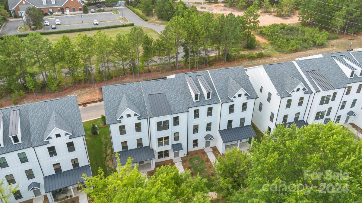 618 District Ct Fort Mill, SC 29708