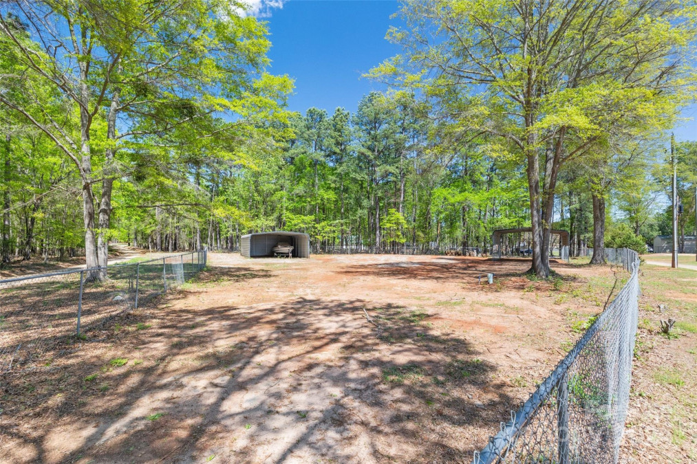 2368 Little Gull Rd Liberty Hill, SC 29074