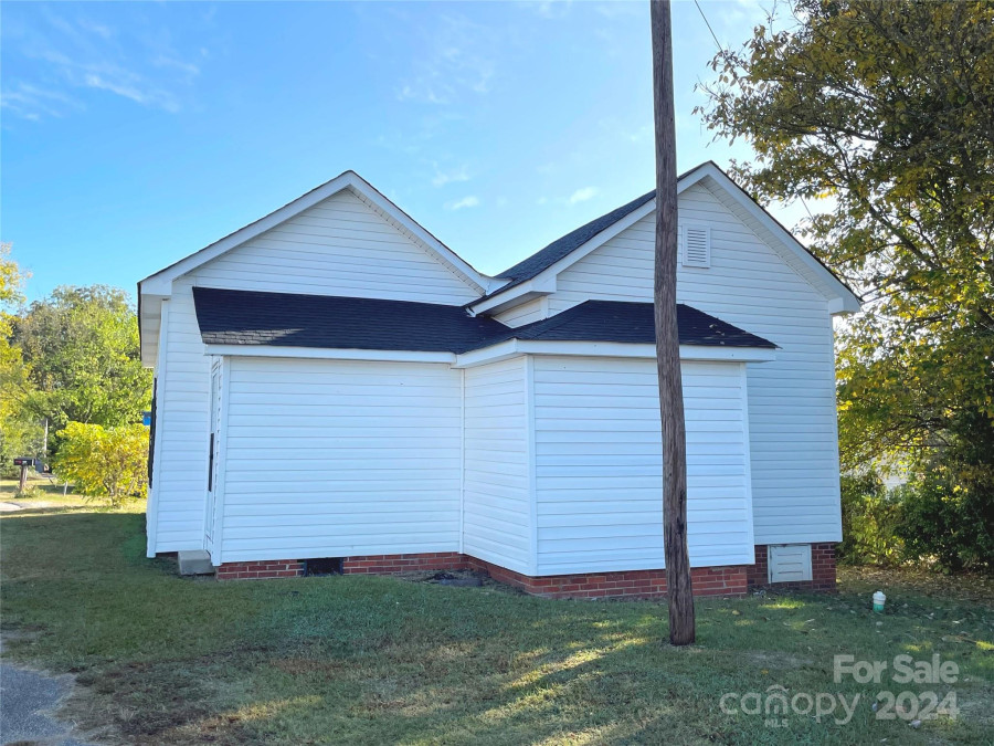 458 Elm St Lancaster, SC 29720