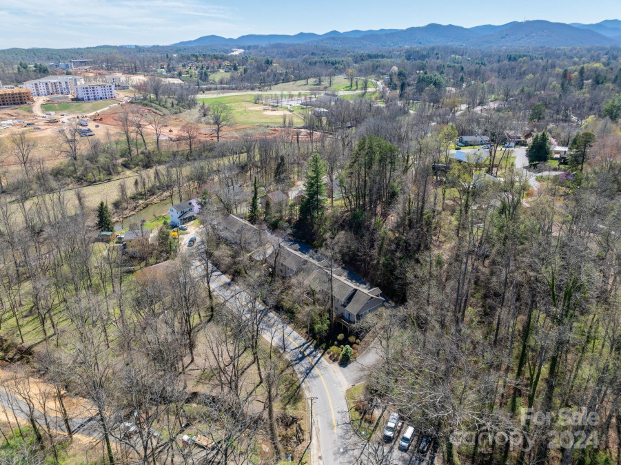 445 Sand Hill Rd Asheville, NC 28806