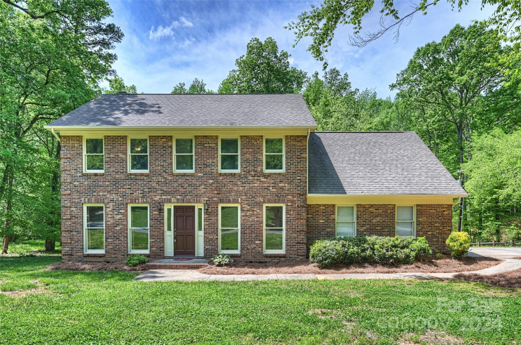 920 Autumnwood Ln Charlotte, NC 28213