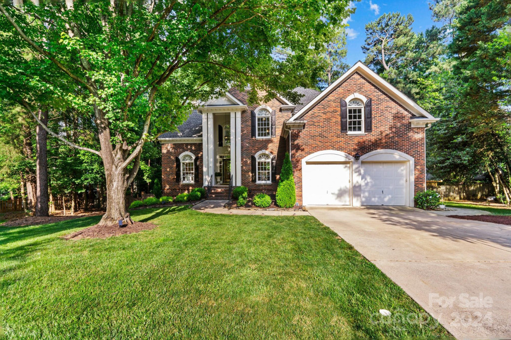 2305 Fontaine Ct Charlotte, NC 28270