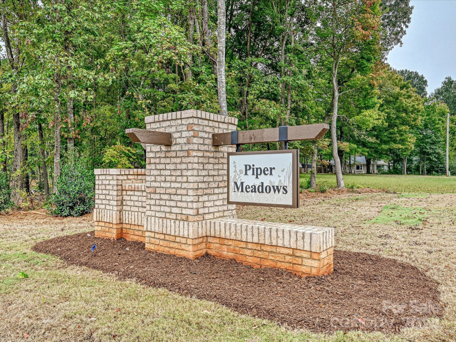 1005 Piper Meadows Dr Waxhaw, NC 28173