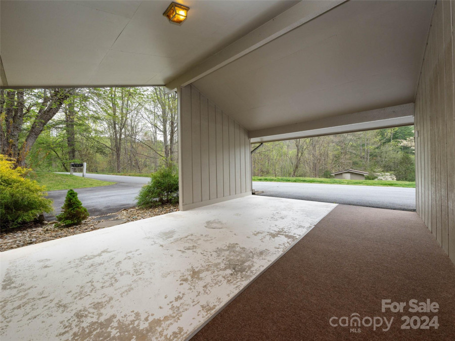 108 Glen Cannon Point Pisgah Forest, NC 28768