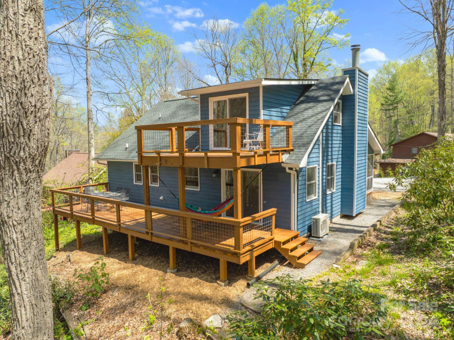52 Treanors Pl Maggie Valley, NC 28751