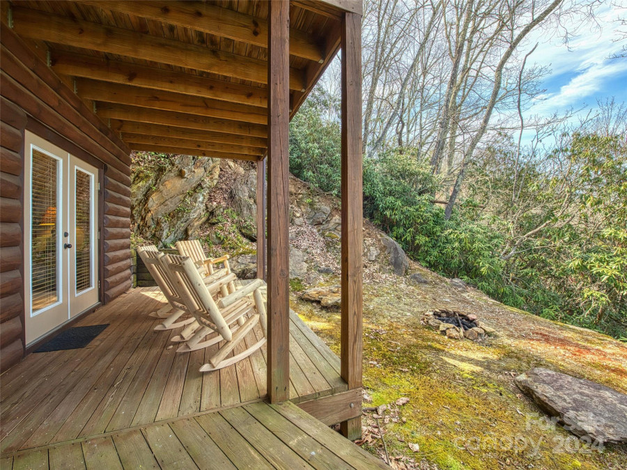 53 Kamama Trl Maggie Valley, NC 28751